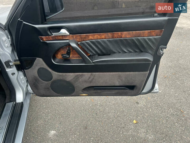 Сірий Мерседес С Клас, об'ємом двигуна 4.97 л та пробігом 328 тис. км за 13500 $, фото 40 на Automoto.ua