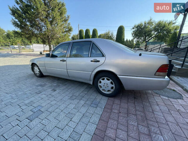 Сірий Мерседес С Клас, об'ємом двигуна 3.2 л та пробігом 350 тис. км за 2450 $, фото 5 на Automoto.ua