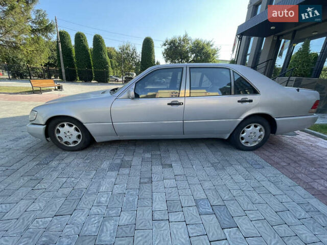 Сірий Мерседес С Клас, об'ємом двигуна 3.2 л та пробігом 350 тис. км за 2450 $, фото 4 на Automoto.ua