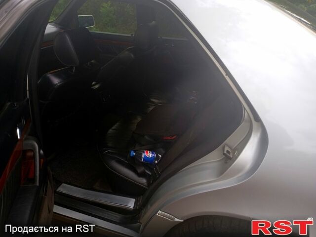 Сірий Мерседес С Клас, об'ємом двигуна 3.2 л та пробігом 395 тис. км за 4500 $, фото 6 на Automoto.ua