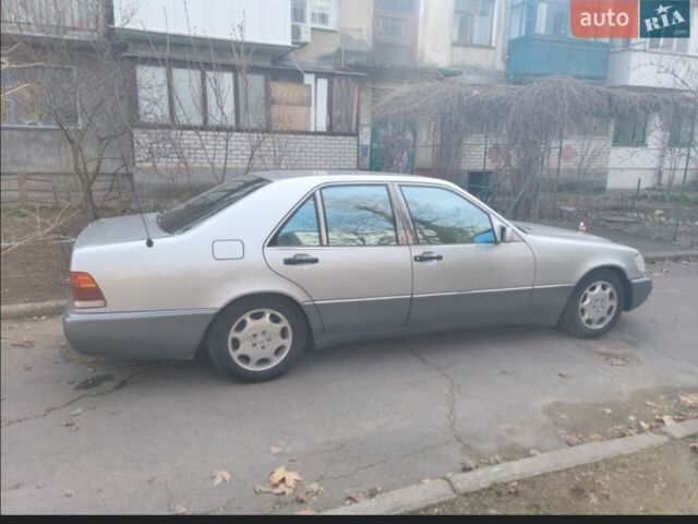 Сірий Мерседес С Клас, об'ємом двигуна 4.2 л та пробігом 390 тис. км за 3800 $, фото 6 на Automoto.ua