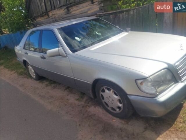 Сірий Мерседес С Клас, об'ємом двигуна 4.2 л та пробігом 390 тис. км за 3800 $, фото 2 на Automoto.ua