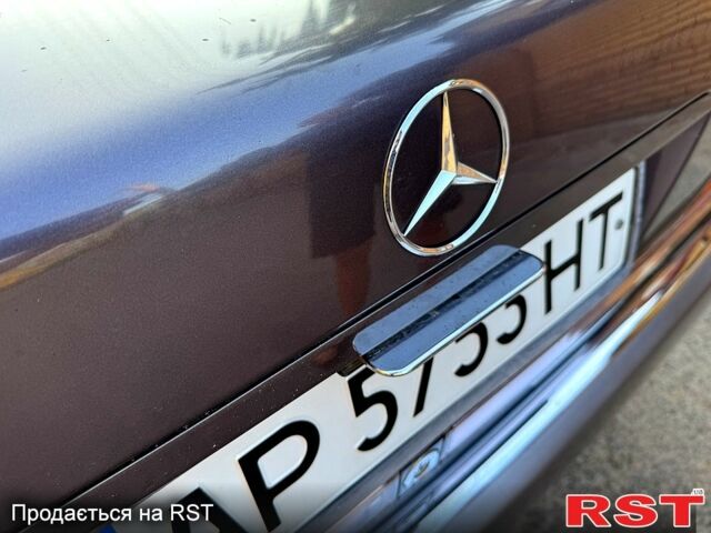 Серый Мерседес С Класс, объемом двигателя 3.2 л и пробегом 400 тыс. км за 4999 $, фото 7 на Automoto.ua