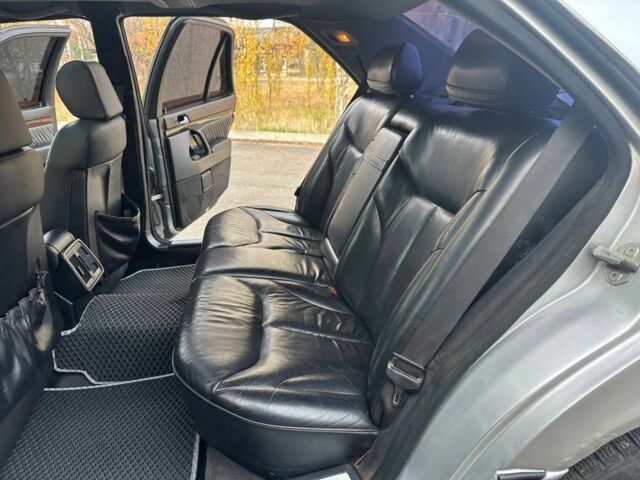 Сірий Мерседес С Клас, об'ємом двигуна 4.2 л та пробігом 327 тис. км за 6699 $, фото 18 на Automoto.ua