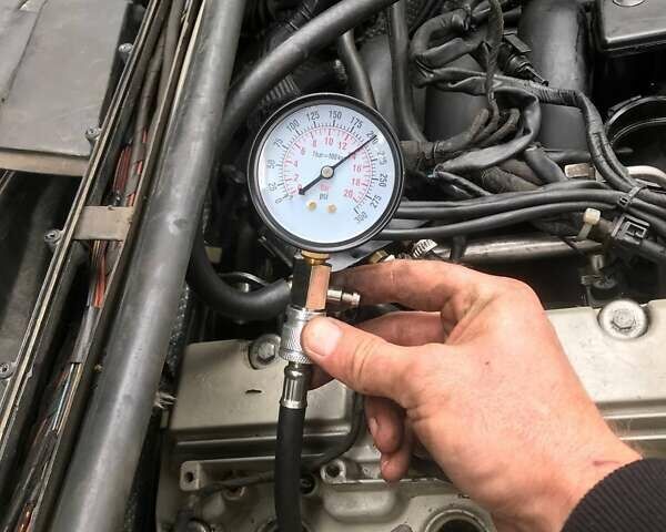 Мерседес С Клас 1993 у Києві на Automoto.ua Сірий Мерседес С Клас, об'ємом двигуна 3.2 л та пробігом 470 тис. км за 4000 $, фото 12 на Automoto.ua