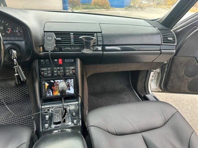 Сірий Мерседес С Клас, об'ємом двигуна 4.2 л та пробігом 327 тис. км за 6699 $, фото 13 на Automoto.ua