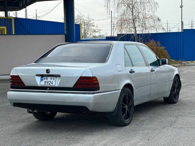 Сірий Мерседес С Клас, об'ємом двигуна 4.2 л та пробігом 327 тис. км за 6699 $, фото 3 на Automoto.ua