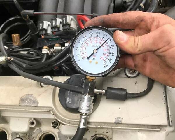 Мерседес С Клас 1993 у Києві на Automoto.ua Сірий Мерседес С Клас, об'ємом двигуна 3.2 л та пробігом 470 тис. км за 4000 $, фото 7 на Automoto.ua