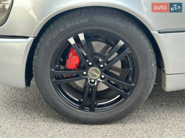 Сірий Мерседес С Клас, об'ємом двигуна 5 л та пробігом 327 тис. км за 6699 $, фото 37 на Automoto.ua