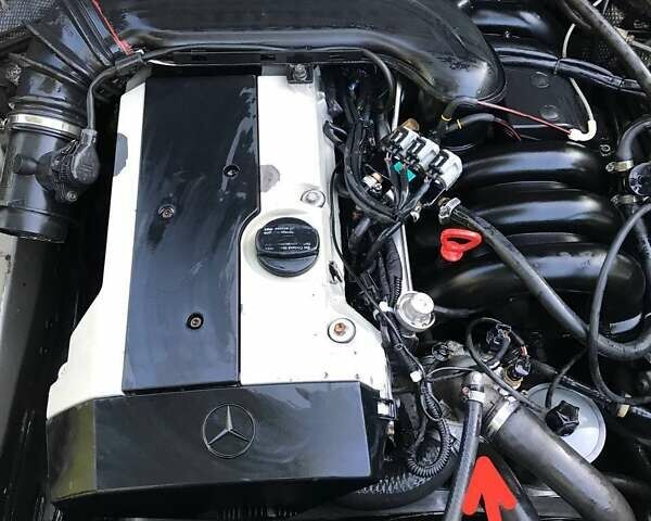 Мерседес С Клас 1993 у Києві на Automoto.ua Сірий Мерседес С Клас, об'ємом двигуна 3.2 л та пробігом 470 тис. км за 4000 $, фото 1 на Automoto.ua