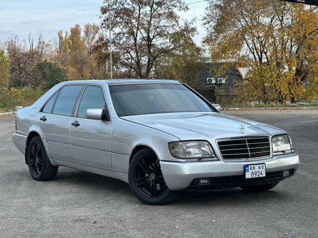 Сірий Мерседес С Клас, об'ємом двигуна 4.2 л та пробігом 327 тис. км за 6699 $, фото 1 на Automoto.ua