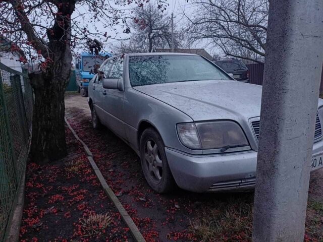 Серый Мерседес С Класс, объемом двигателя 3.4 л и пробегом 280 тыс. км за 2600 $, фото 2 на Automoto.ua