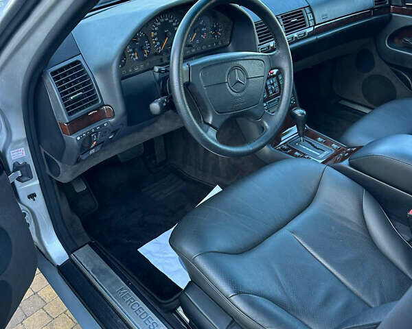 Серый Мерседес С Класс, объемом двигателя 3.2 л и пробегом 7 тыс. км за 65000 $, фото 19 на Automoto.ua