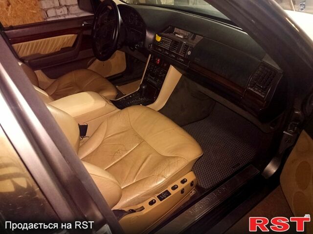 Серый Мерседес С Класс, объемом двигателя 3.4 л и пробегом 435 тыс. км за 5800 $, фото 8 на Automoto.ua