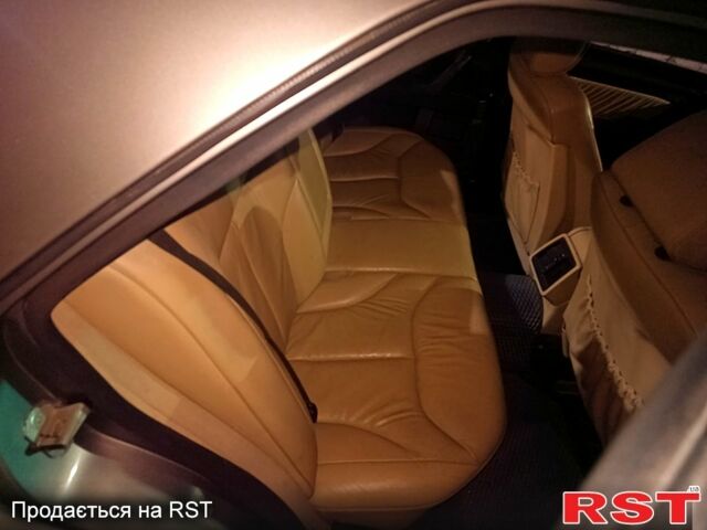 Серый Мерседес С Класс, объемом двигателя 3.4 л и пробегом 435 тыс. км за 5800 $, фото 9 на Automoto.ua