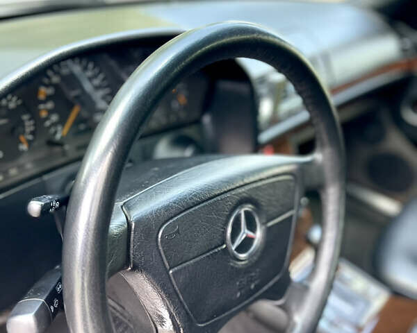 Серый Мерседес С Класс, объемом двигателя 3.5 л и пробегом 568 тыс. км за 7800 $, фото 24 на Automoto.ua