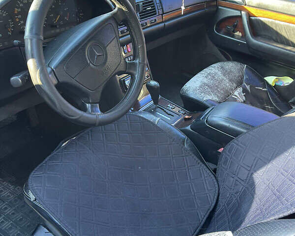 Сірий Мерседес С Клас, об'ємом двигуна 3.45 л та пробігом 458 тис. км за 3350 $, фото 4 на Automoto.ua