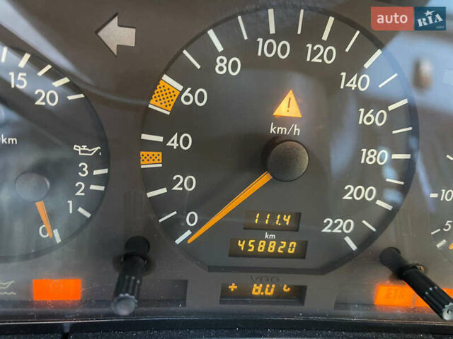 Сірий Мерседес С Клас, об'ємом двигуна 3.45 л та пробігом 458 тис. км за 3350 $, фото 6 на Automoto.ua