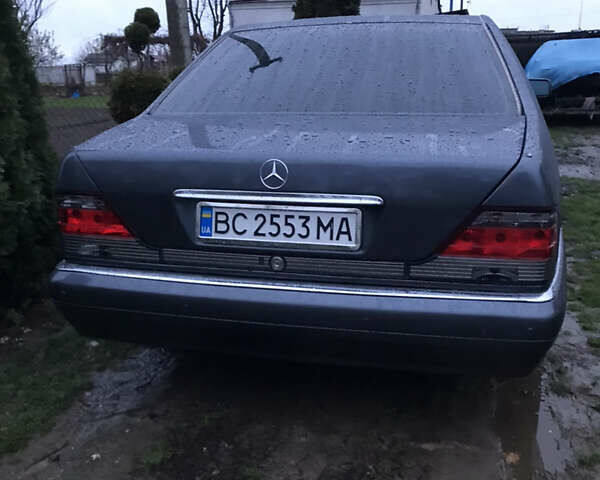 Серый Мерседес С Класс, объемом двигателя 3.5 л и пробегом 274 тыс. км за 6500 $, фото 3 на Automoto.ua