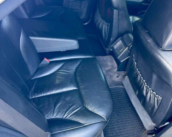 Серый Мерседес С Класс, объемом двигателя 3.5 л и пробегом 568 тыс. км за 7800 $, фото 35 на Automoto.ua