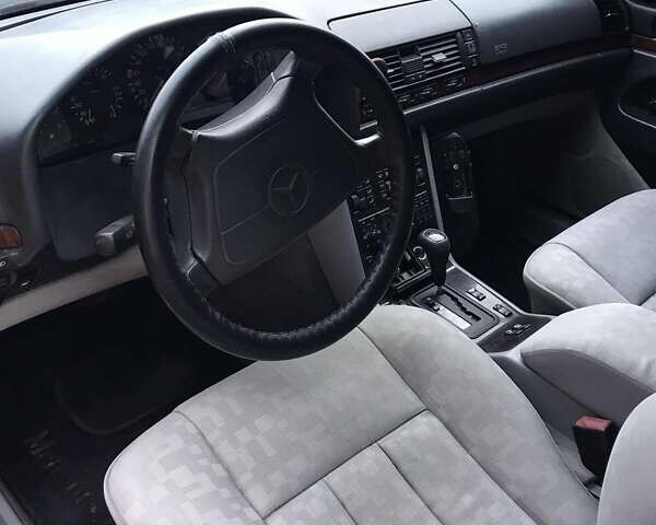 Сірий Мерседес С Клас, об'ємом двигуна 4.2 л та пробігом 614 тис. км за 5300 $, фото 5 на Automoto.ua