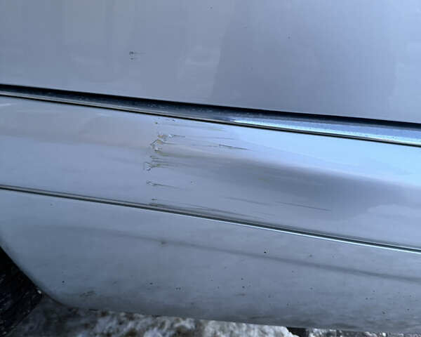 Сірий Мерседес С Клас, об'ємом двигуна 5 л та пробігом 280 тис. км за 10000 $, фото 6 на Automoto.ua