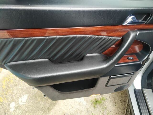 Серый Мерседес С Класс, объемом двигателя 3.2 л и пробегом 268 тыс. км за 9000 $, фото 11 на Automoto.ua