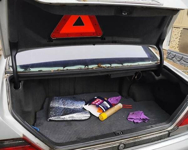 Серый Мерседес С Класс, объемом двигателя 3 л и пробегом 389 тыс. км за 6500 $, фото 14 на Automoto.ua