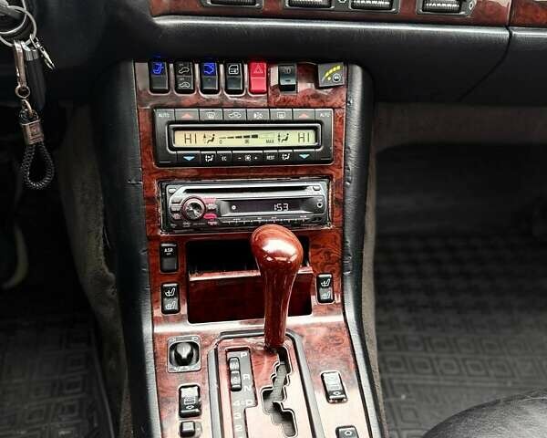 Серый Мерседес С Класс, объемом двигателя 3.2 л и пробегом 407 тыс. км за 3300 $, фото 17 на Automoto.ua