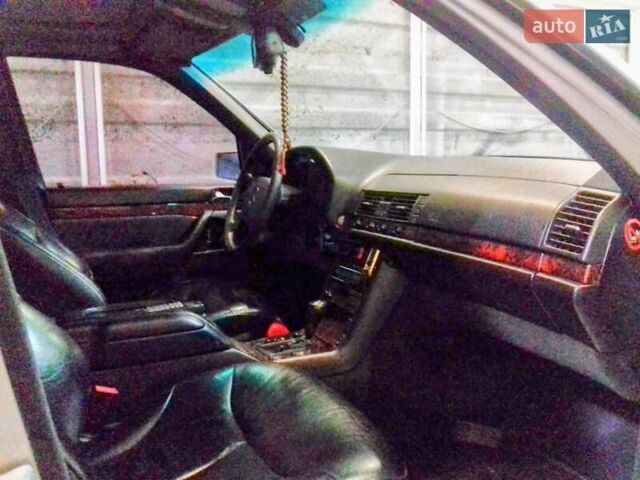 Серый Мерседес С Класс, объемом двигателя 5 л и пробегом 850 тыс. км за 5000 $, фото 4 на Automoto.ua