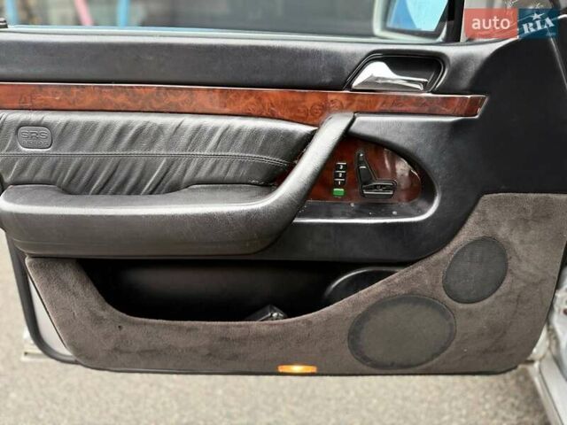 Серый Мерседес С Класс, объемом двигателя 3.2 л и пробегом 407 тыс. км за 3300 $, фото 13 на Automoto.ua
