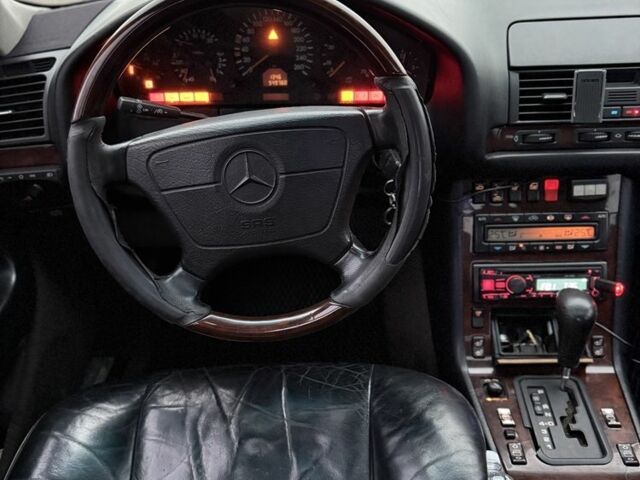 Серый Мерседес С Класс, объемом двигателя 4.2 л и пробегом 300 тыс. км за 3400 $, фото 8 на Automoto.ua