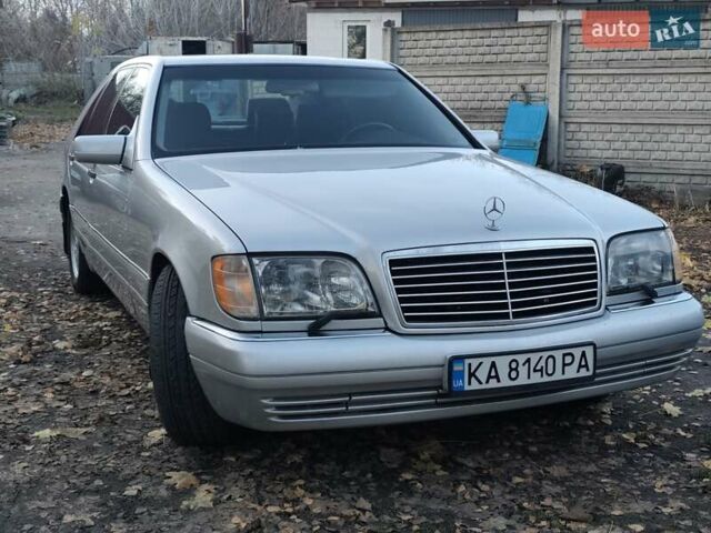 Серый Мерседес С Класс, объемом двигателя 3 л и пробегом 390 тыс. км за 8200 $, фото 42 на Automoto.ua