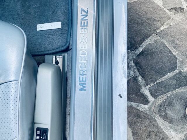 Сірий Мерседес С Клас, об'ємом двигуна 4.2 л та пробігом 281 тис. км за 7500 $, фото 10 на Automoto.ua