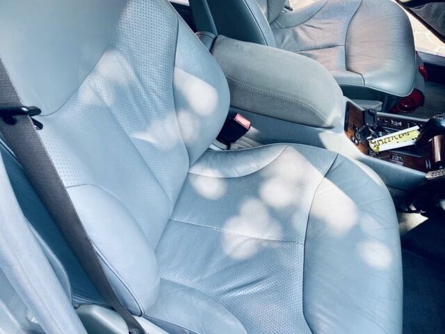 Сірий Мерседес С Клас, об'ємом двигуна 4.2 л та пробігом 281 тис. км за 7500 $, фото 11 на Automoto.ua