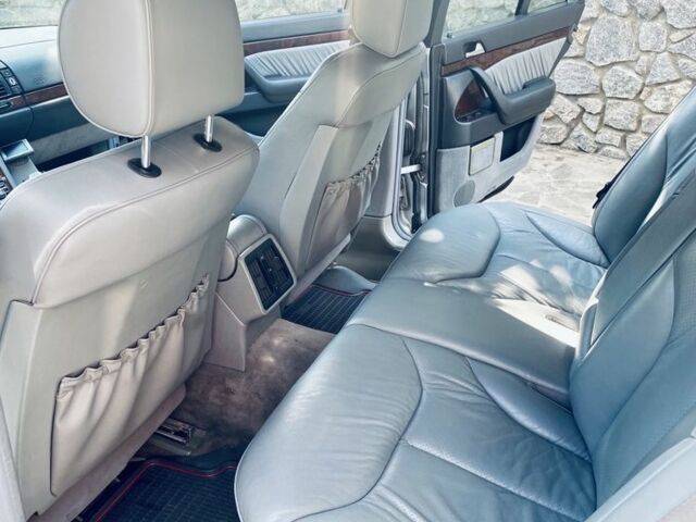 Сірий Мерседес С Клас, об'ємом двигуна 4.2 л та пробігом 281 тис. км за 7500 $, фото 7 на Automoto.ua