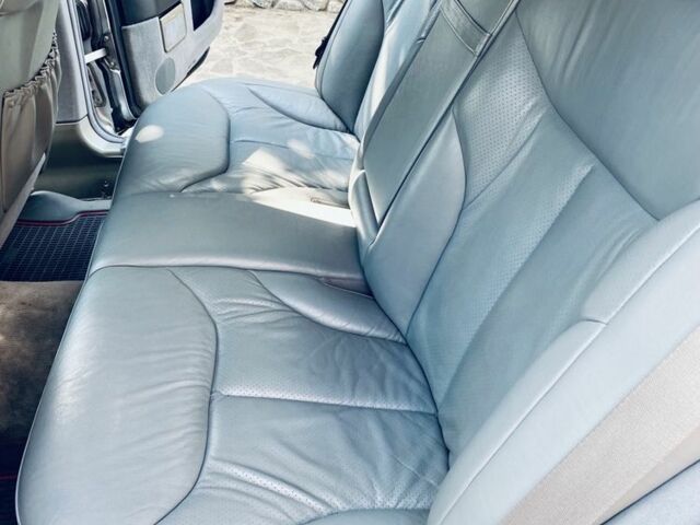 Сірий Мерседес С Клас, об'ємом двигуна 4.2 л та пробігом 281 тис. км за 7500 $, фото 19 на Automoto.ua