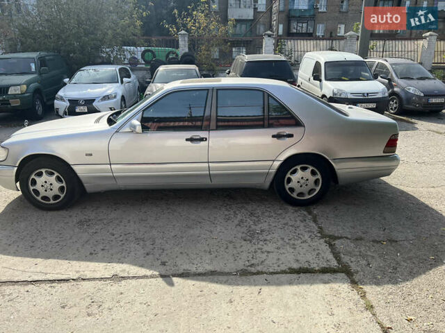 Сірий Мерседес С Клас, об'ємом двигуна 4.2 л та пробігом 500 тис. км за 5800 $, фото 4 на Automoto.ua