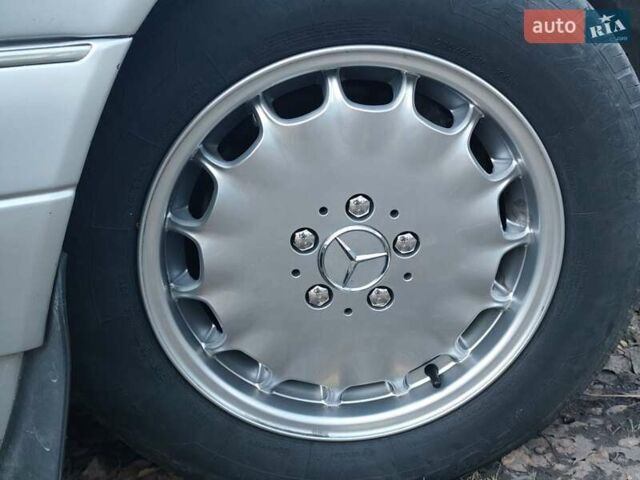 Серый Мерседес С Класс, объемом двигателя 3 л и пробегом 390 тыс. км за 8200 $, фото 22 на Automoto.ua