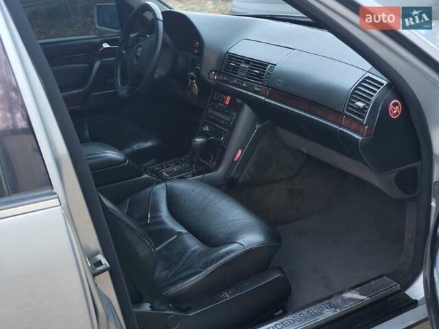 Серый Мерседес С Класс, объемом двигателя 3 л и пробегом 390 тыс. км за 8200 $, фото 4 на Automoto.ua