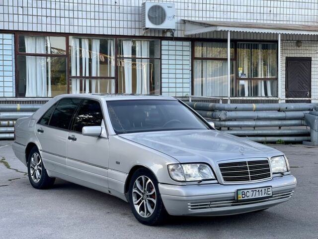 Серый Мерседес С Класс, объемом двигателя 4.2 л и пробегом 300 тыс. км за 3300 $, фото 4 на Automoto.ua