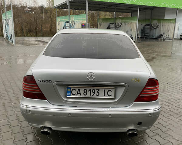 Сірий Мерседес С Клас, об'ємом двигуна 3.2 л та пробігом 348 тис. км за 3500 $, фото 5 на Automoto.ua