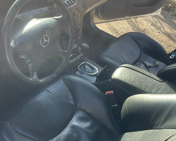 Серый Мерседес С Класс, объемом двигателя 3.2 л и пробегом 350 тыс. км за 2550 $, фото 7 на Automoto.ua