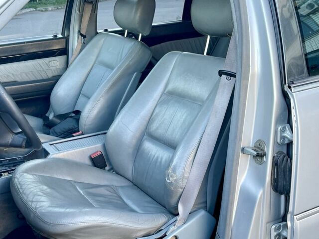 Серый Мерседес С Класс, объемом двигателя 4.2 л и пробегом 300 тыс. км за 3300 $, фото 14 на Automoto.ua