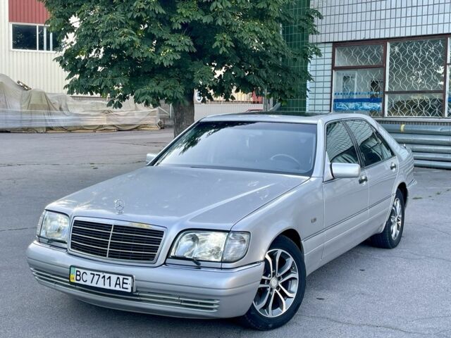 Серый Мерседес С Класс, объемом двигателя 4.2 л и пробегом 300 тыс. км за 3300 $, фото 9 на Automoto.ua