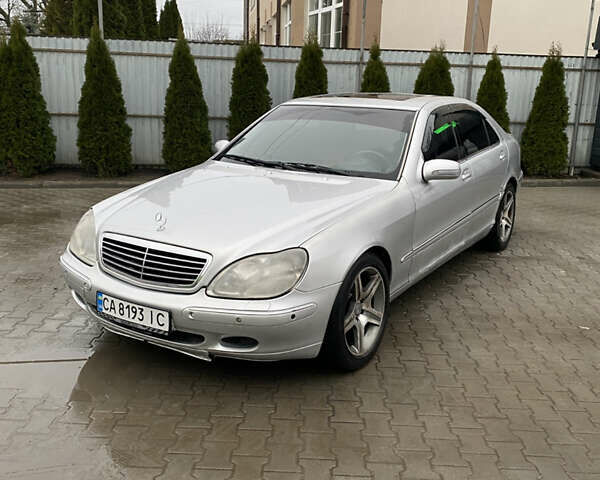 Сірий Мерседес С Клас, об'ємом двигуна 3.2 л та пробігом 348 тис. км за 3500 $, фото 1 на Automoto.ua