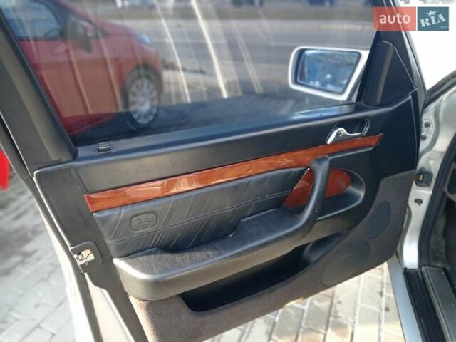 Сірий Мерседес С Клас, об'ємом двигуна 3.2 л та пробігом 448 тис. км за 6800 $, фото 10 на Automoto.ua