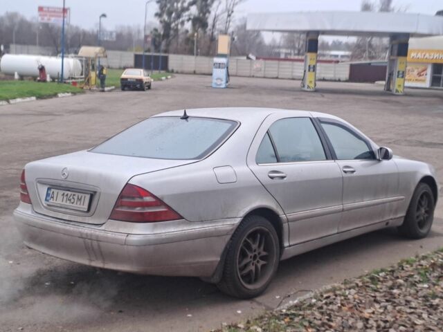 Серый Мерседес С Класс, объемом двигателя 4.3 л и пробегом 200 тыс. км за 3300 $, фото 4 на Automoto.ua