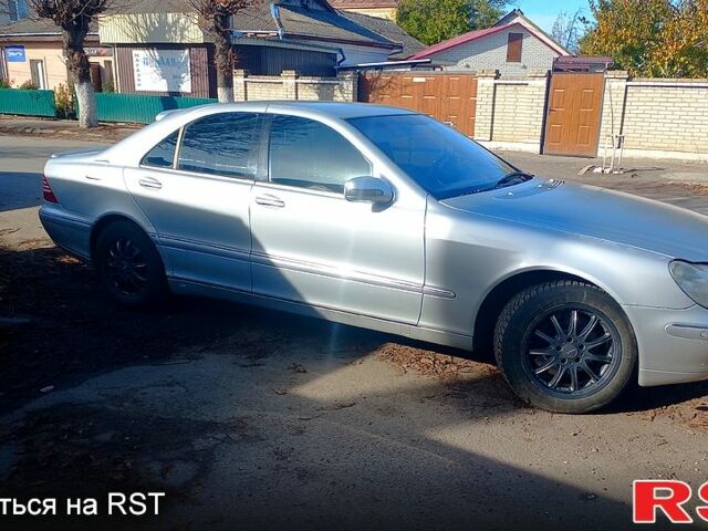 Серый Мерседес С Класс, объемом двигателя 4.3 л и пробегом 0 тыс. км за 3500 $, фото 1 на Automoto.ua