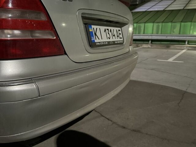 Серый Мерседес С Класс, объемом двигателя 4.3 л и пробегом 344 тыс. км за 3400 $, фото 2 на Automoto.ua